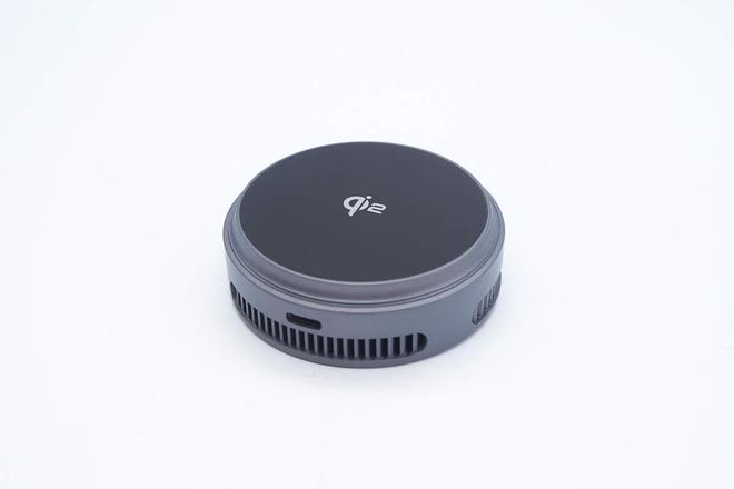 凯博15W Qi2制冷磁吸无线充电器拆解pg电子模拟器试玩制冷散热夏日游戏无忧(图6)