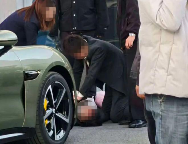 将采用「四曲面」无边框设计蚂蚁阿福跻身国内AI APP前五pg电子免费试玩模拟器麦当劳回应涨价曝 iPhone 20(图18)